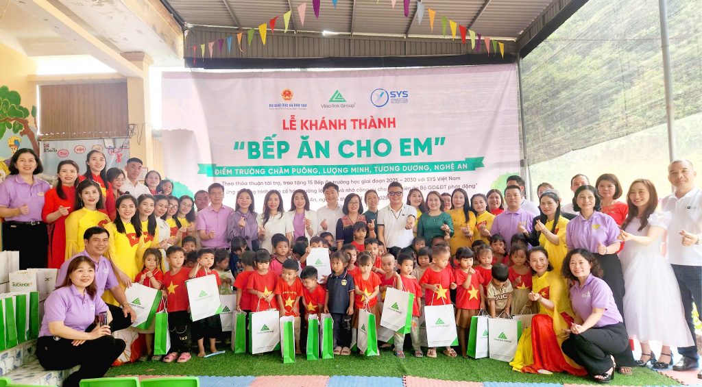 hanh-trinh-lan-toa-yeu-thuong-bep-an-cho-em-ket-noi-nhung-tam-long-vang